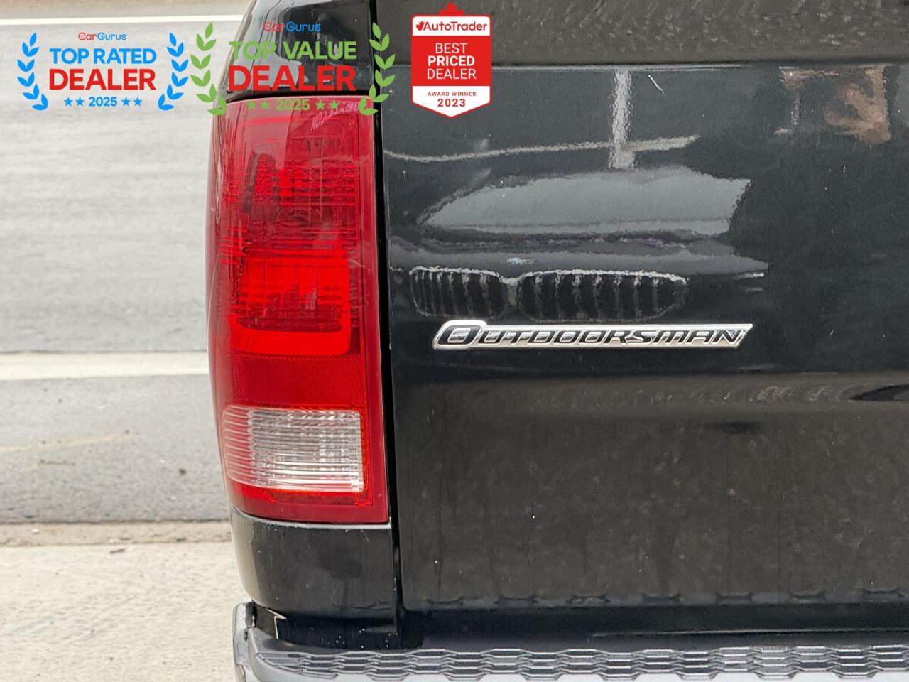 2018 RAM 1500 SLT | NAVI | BACK UP CAMERA | LOADED Photo