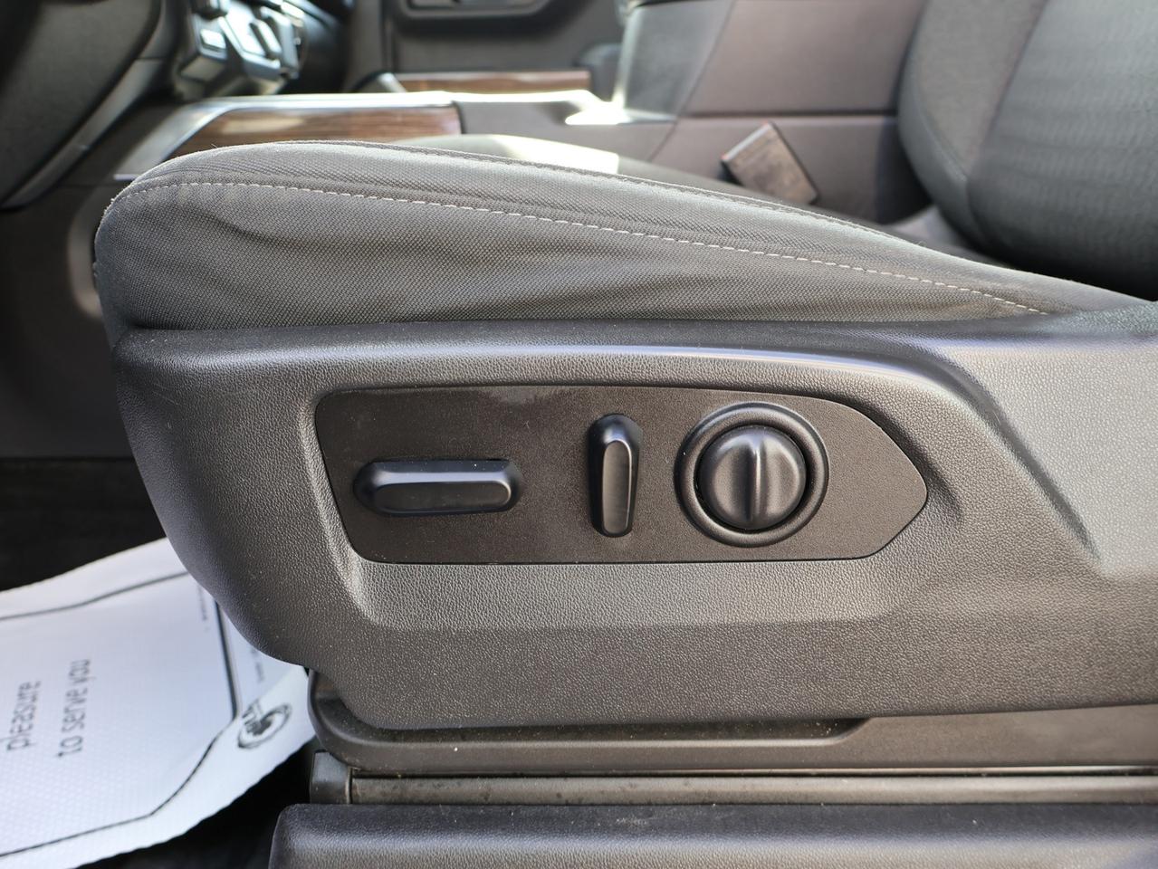 2021 Chevrolet Silverado 1500 RST CREW DIESEL 4WD CAMERA NAV BLUETOOTH HEATED SEATS/STEERING SUNROOF BOSE CRUISE ALLOYS Photo