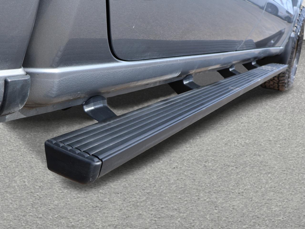 2021 Chevrolet Silverado 1500 RST CREW DIESEL 4WD CAMERA NAV BLUETOOTH HEATED SEATS/STEERING SUNROOF BOSE CRUISE ALLOYS Photo