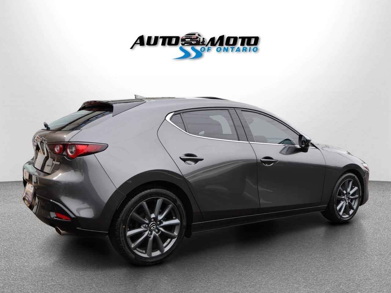 2022 Mazda MAZDA3 2.5T G-HB AWD CERTIFIED *1 OWNER*ACCIDENT FREE* 360"CAMERA NAV BLUETOOTH LEATHER HEATED SEATS SUNROOF P. SENSORS CRUISE ALLOYS Photo