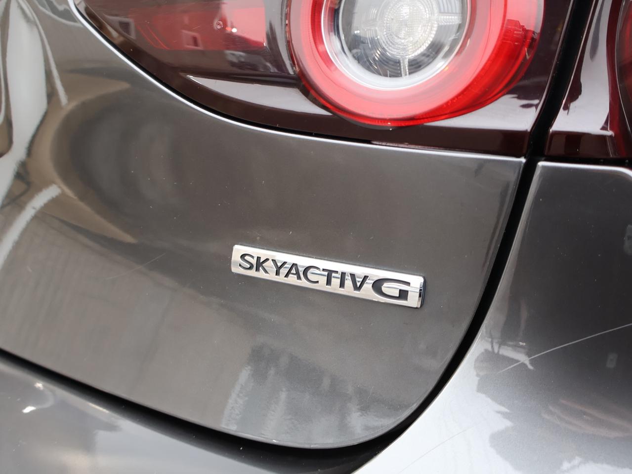 2022 Mazda MAZDA3 2.5T G-HB AWD CERTIFIED *1 OWNER*ACCIDENT FREE* 360"CAMERA NAV BLUETOOTH LEATHER HEATED SEATS SUNROOF P. SENSORS CRUISE ALLOYS Photo