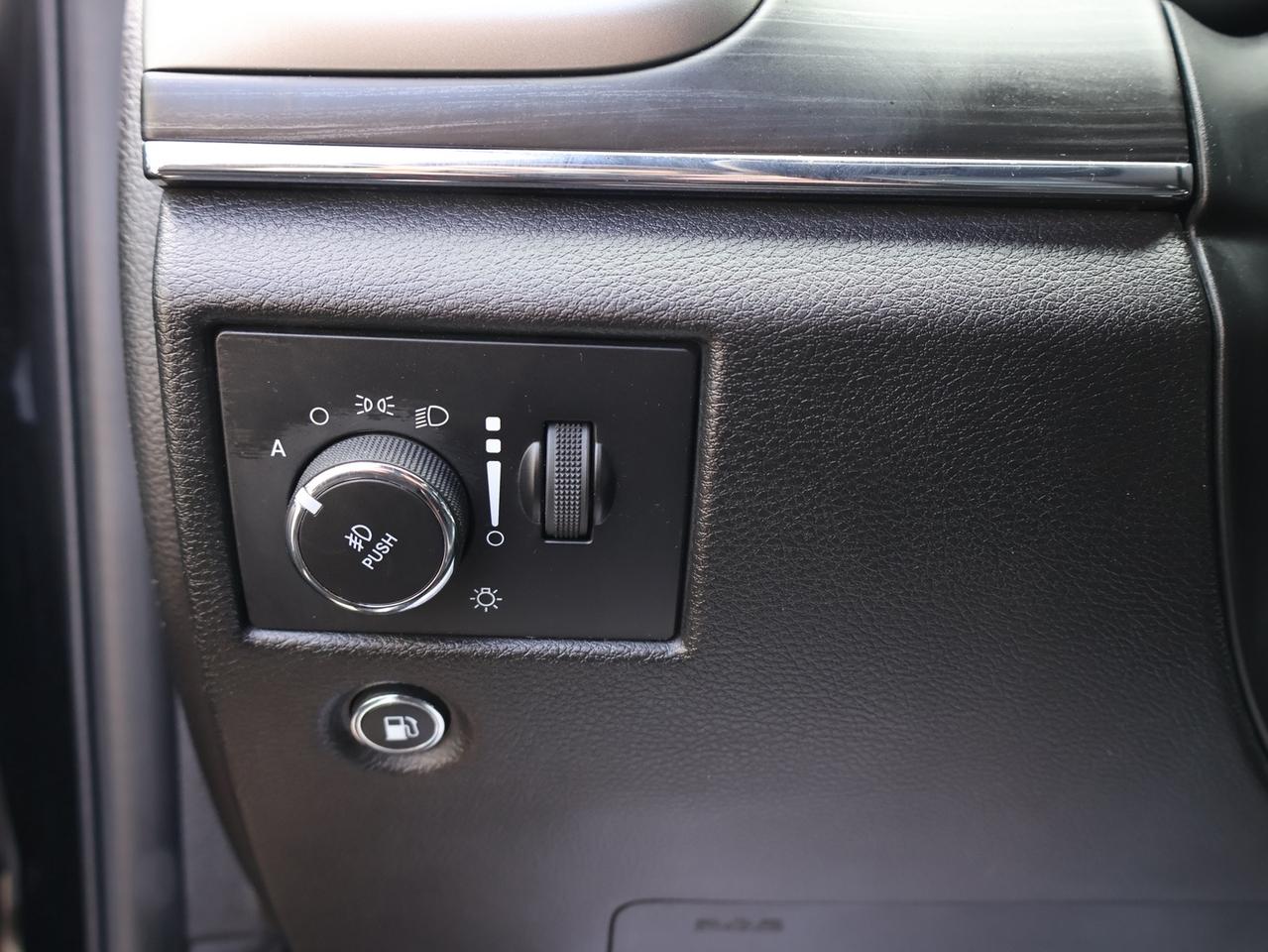 2021 Jeep Grand Cherokee LIMITED 4WD CERTIFIED *1 OWNER* CAMERA NAV BLUETOOTH LEATHER COOL/HEAT SEAT/STEERING SUNROOF CRUISE ALLOYS Photo