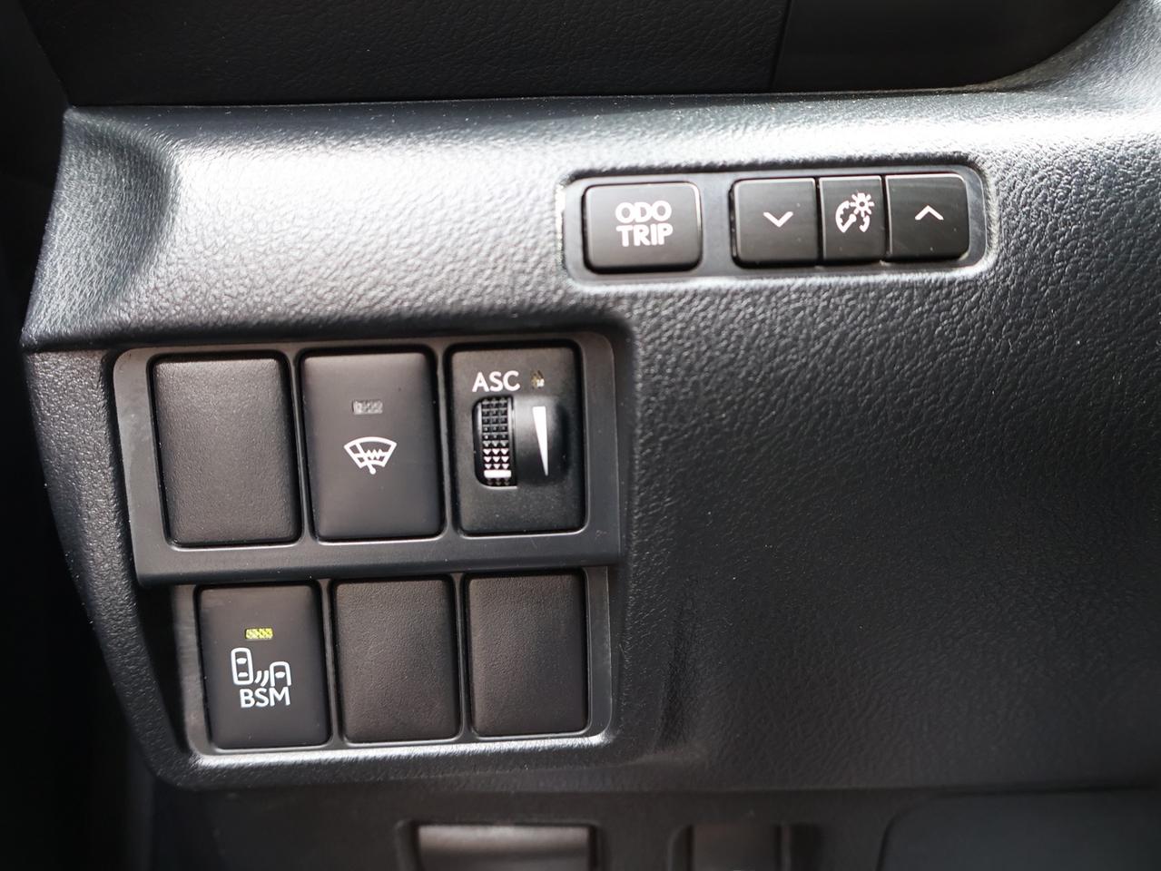 2017 Lexus RC 350 F-SPORT AWD CERTIFIED CAMERA NAV BLUETOOTH LEATHER COOL/HEAT SEAT/STEERING SUNROOF CRUISE ALLOYS Photo