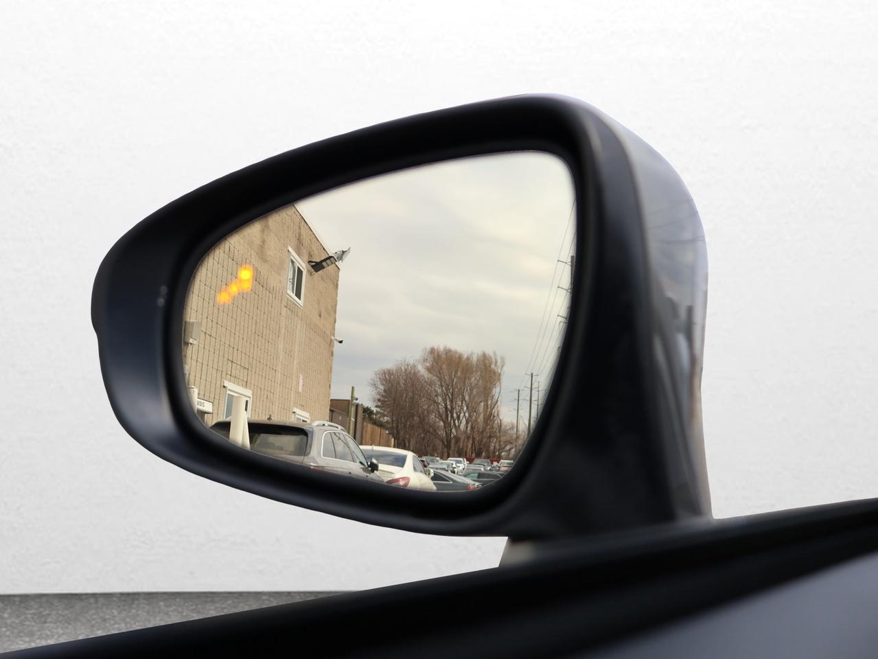 2017 Lexus RC 350 F-SPORT AWD CERTIFIED CAMERA NAV BLUETOOTH LEATHER COOL/HEAT SEAT/STEERING SUNROOF CRUISE ALLOYS Photo