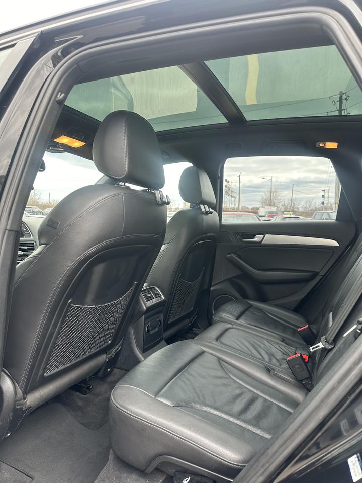 2015 Audi Q5 3.0T Technik Photo