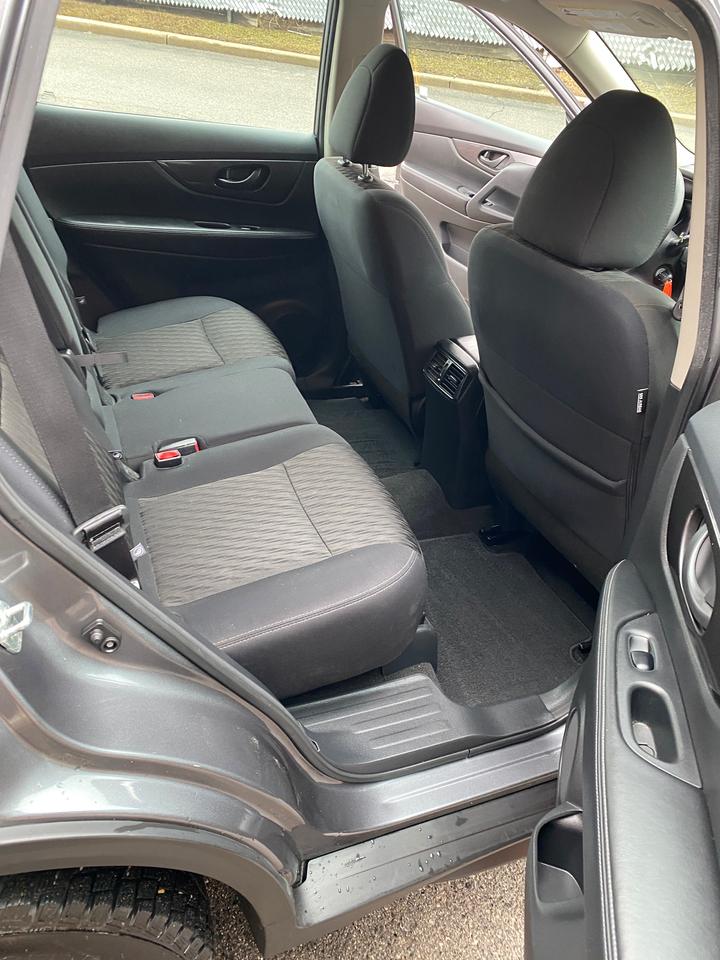 2020 Nissan Rogue S Photo