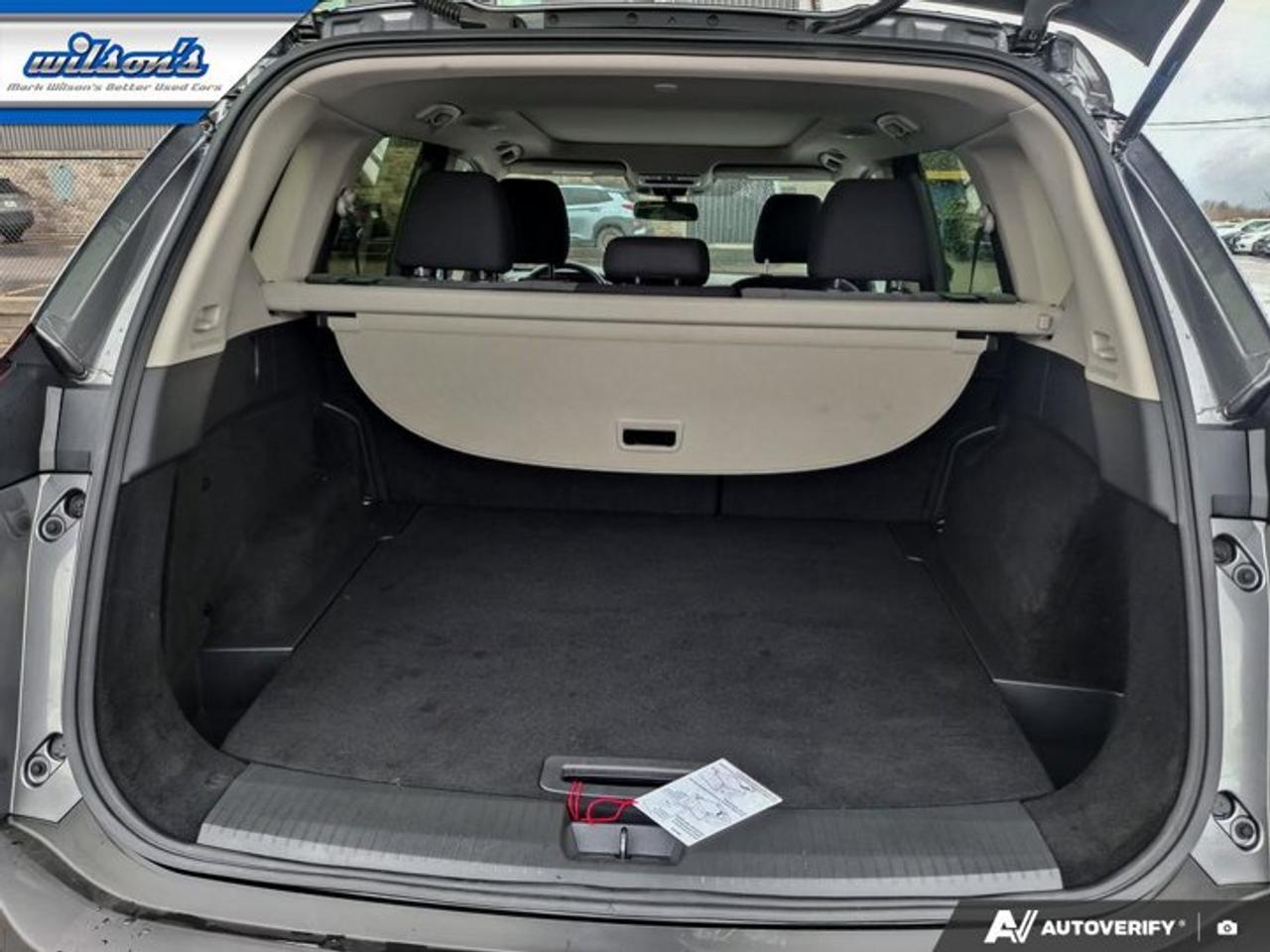 2023 Nissan Rogue SV AWD | Sunroof | 360 Camera | Remote Start | CarPlay + Android | Power Seats | and More ! Photo