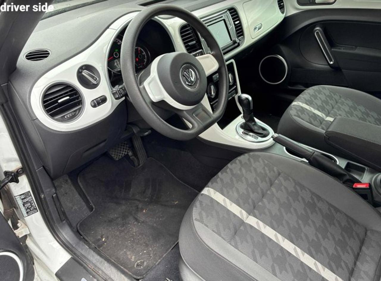 2017 Volkswagen Beetle Convertible Trendline Convertible | Heated Seats |  CD Player! | Rear Camera | and More ! Photo2