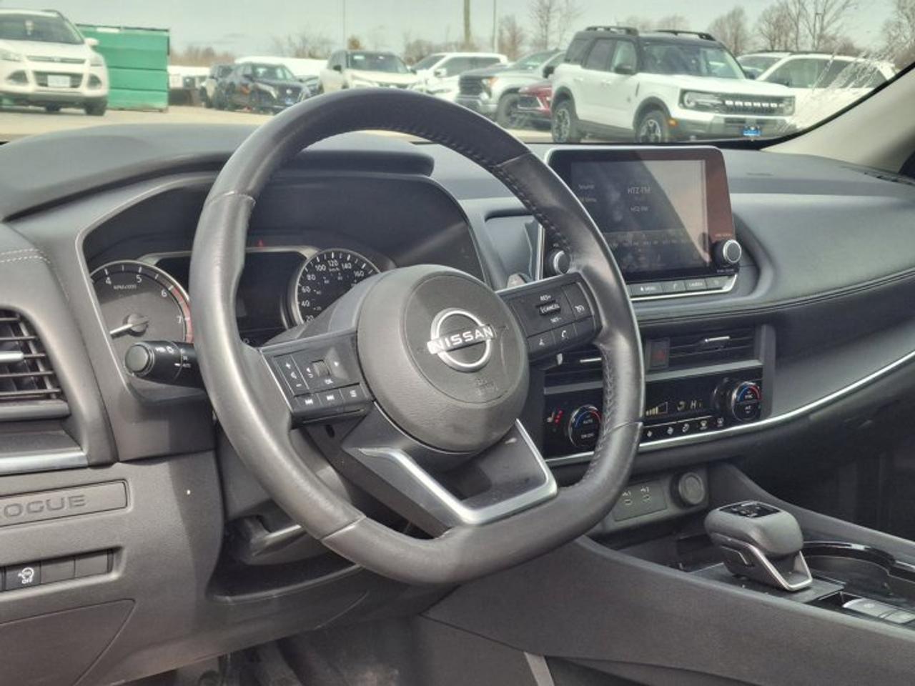 2024 Nissan Rogue S AWD | Heated Wheel + Seats | Remote Start | CarPlay + Android | BSW | Rear Camera | and More ! Photo
