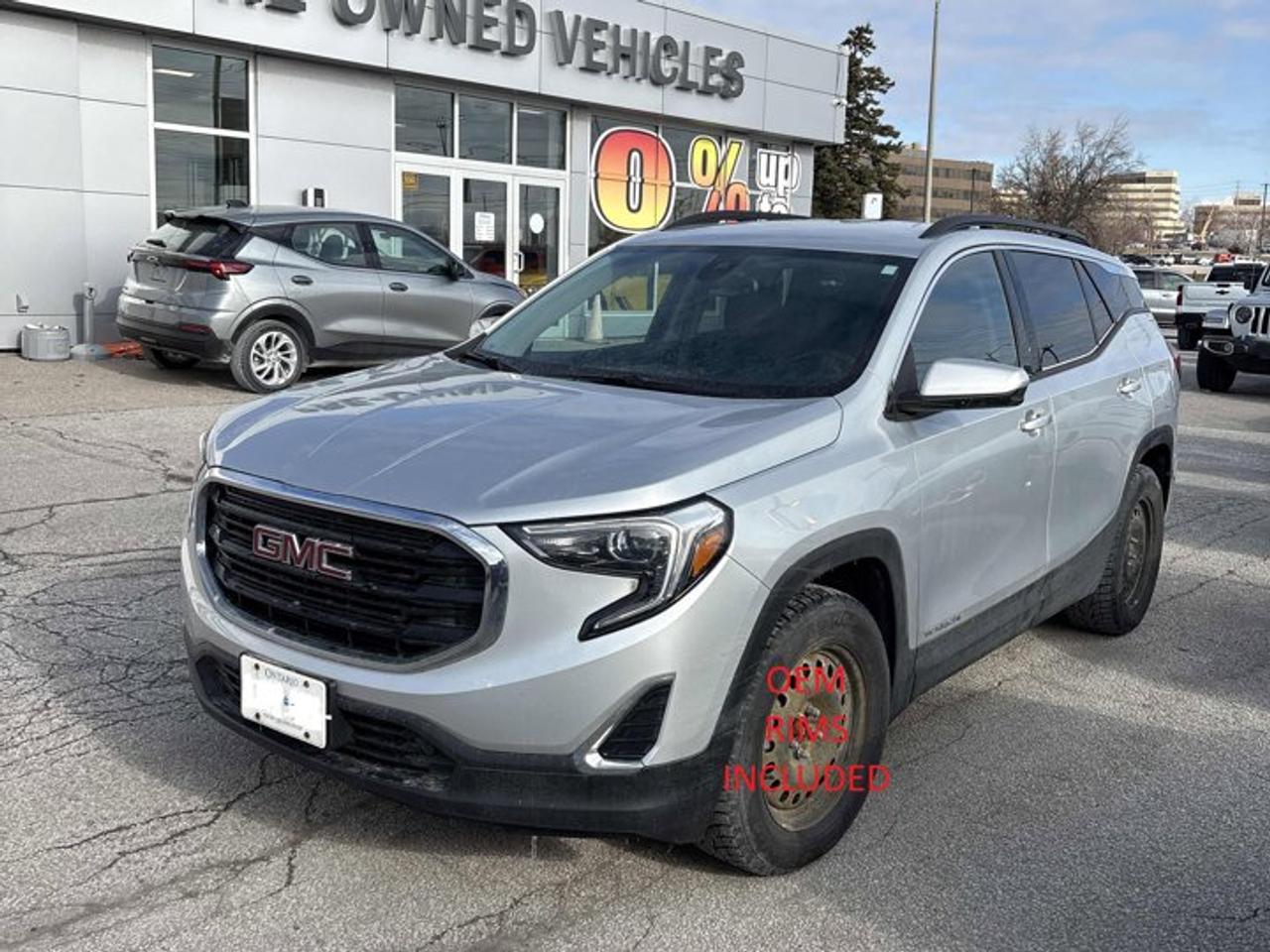 2020 GMC Terrain SLE AWD | Driver Alert PKG | Heated Seats | Carplay + Android Auto | Lane Keep Assist | and More ! Photo0