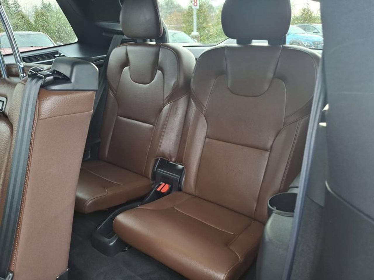 2024 Volvo XC90 Plus Bright Theme AWD | Leather | Sunroof | 360 Camera | Nav | Heated Seats | and Much More ! Photo