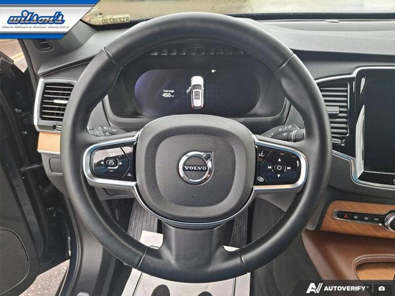 2024 Volvo XC90 Plus Bright Theme AWD | Leather | Sunroof | 360 Camera | Nav | Heated Seats | and Much More ! Photo