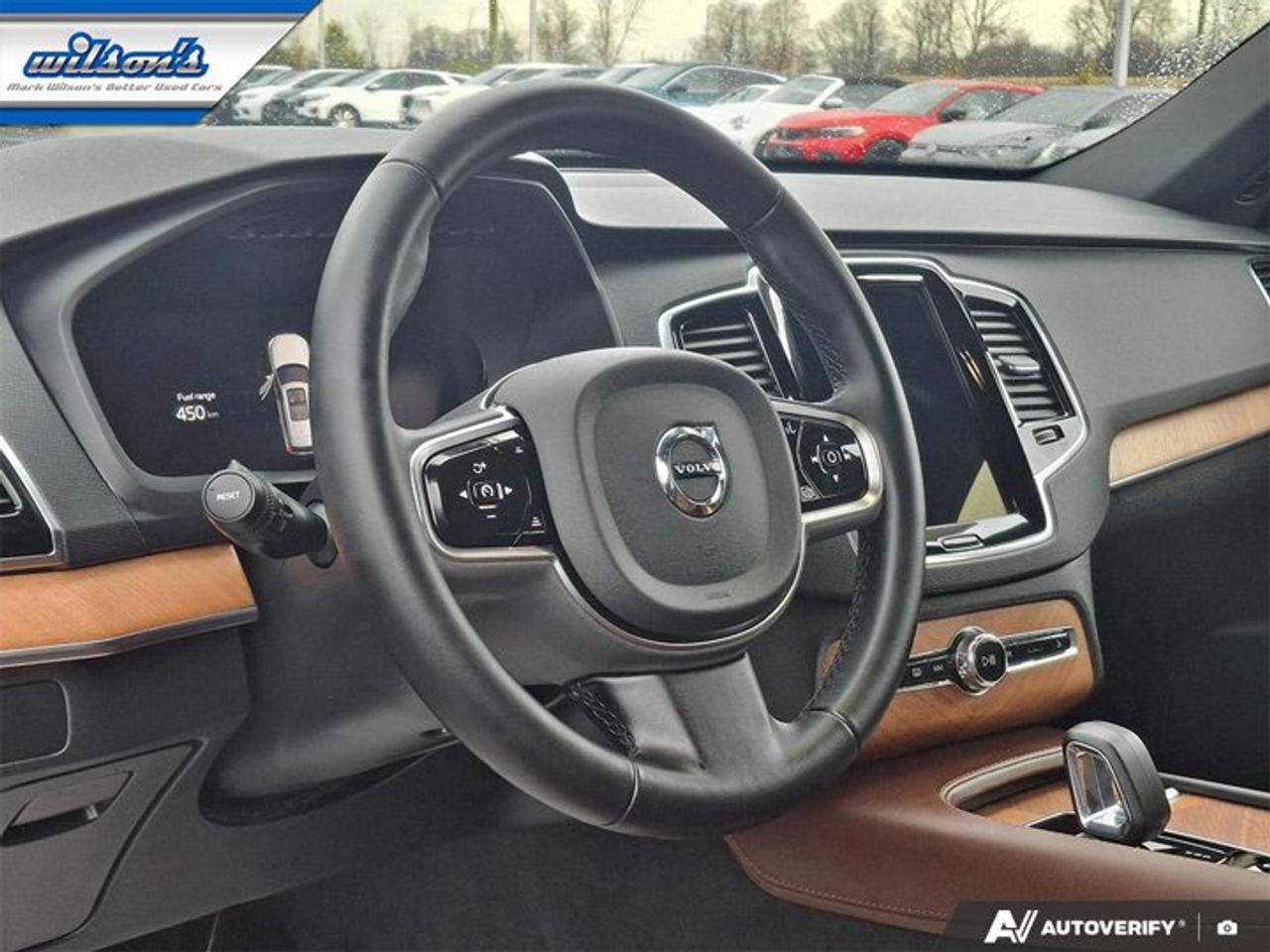 2024 Volvo XC90 Plus Bright Theme AWD | Leather | Sunroof | 360 Camera | Nav | Heated Seats | and Much More ! Photo