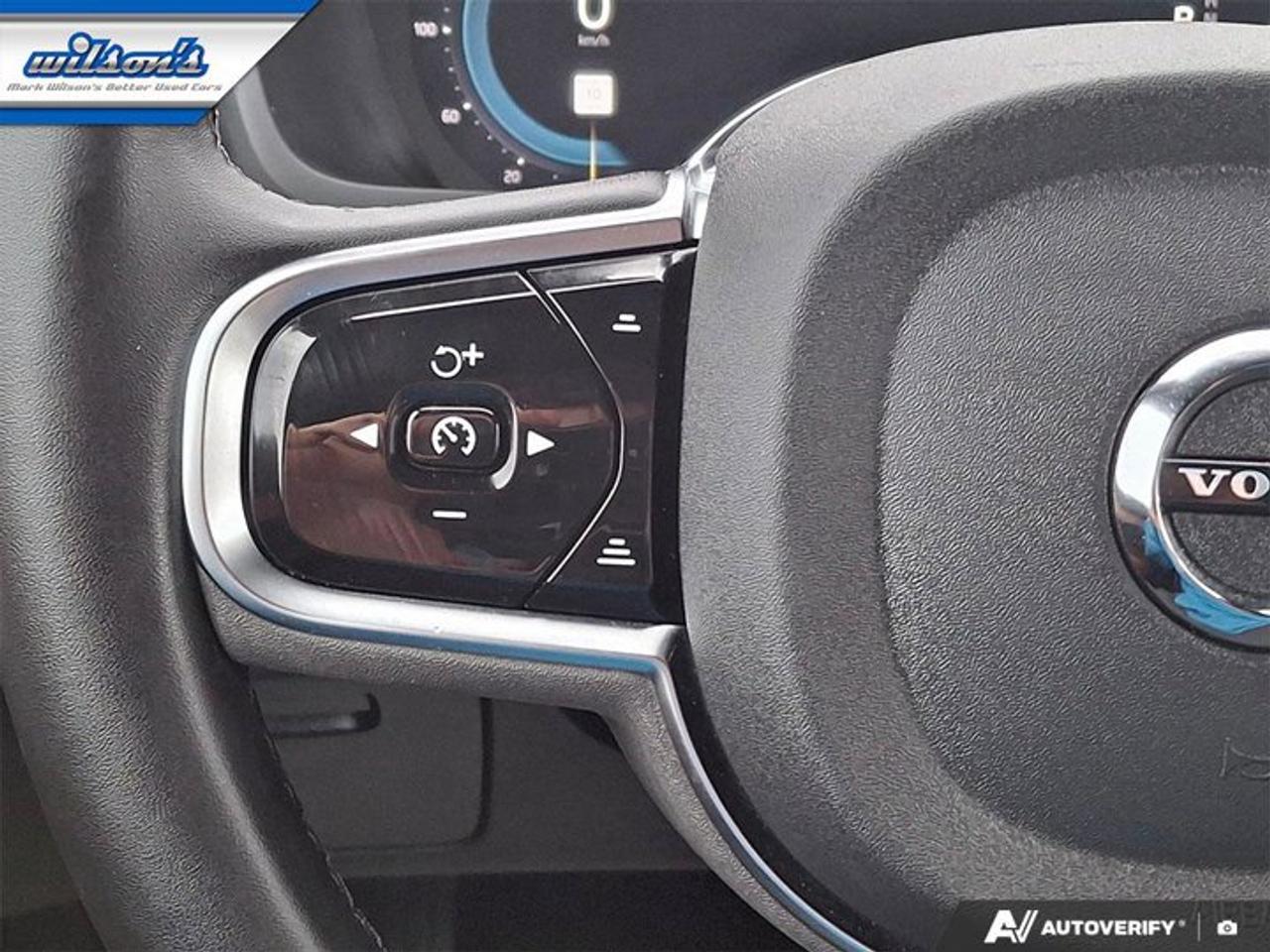 2024 Volvo XC90 Plus Bright Theme AWD | Leather | Sunroof | 360 Camera | Nav | Heated Seats | and Much More ! Photo