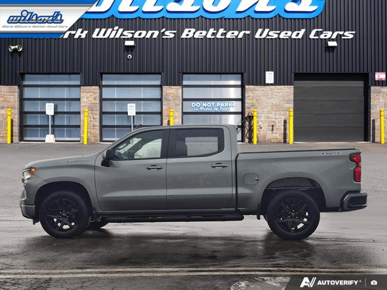 2023 Chevrolet Silverado 1500 RST Crew 5.3L V8 4X4 | True North Edition | Leather | Safety PKG | Heated Bucket Seats | Sunroof | Photo