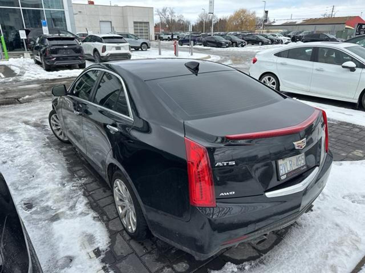 2018 Cadillac ATS Luxury AWD, BOSE, HEATED SEATS, NAV, SUNROOF!! Photo4