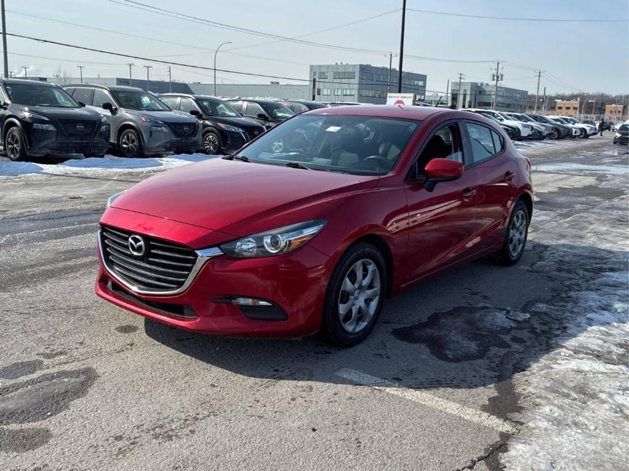 2017 Mazda MAZDA3 GX - LOW KM, AUTO, BACK-UP CAMERA, BLUETOOTH! Photo2