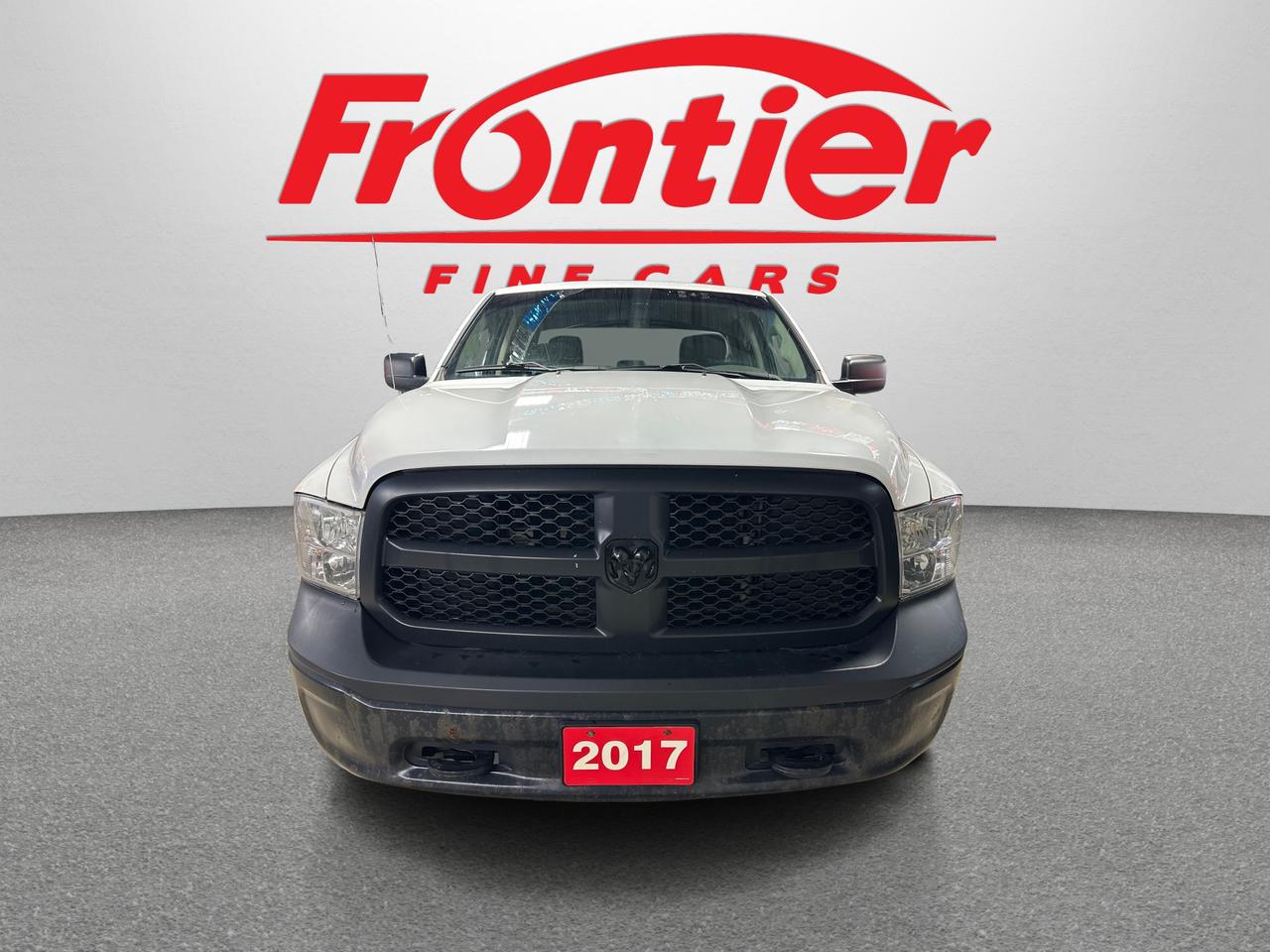 2017 RAM 1500 ST | CLEAN CARFAX | AWD | BACK UP CAM | BLUETOOTH Photo
