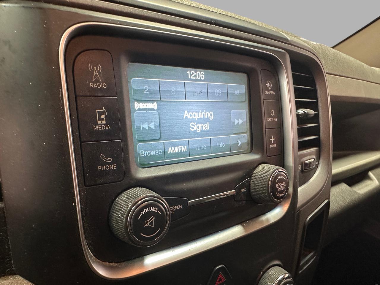2017 RAM 1500 ST | CLEAN CARFAX | AWD | BACK UP CAM | BLUETOOTH Photo