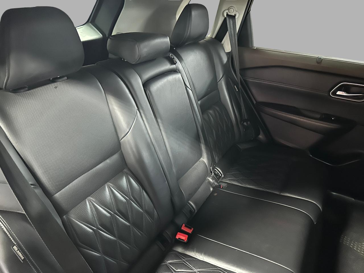 2021 Nissan Rogue PLATINUM | CLEAN CARFAX | LOW KMS | AWD | LEATHER Photo