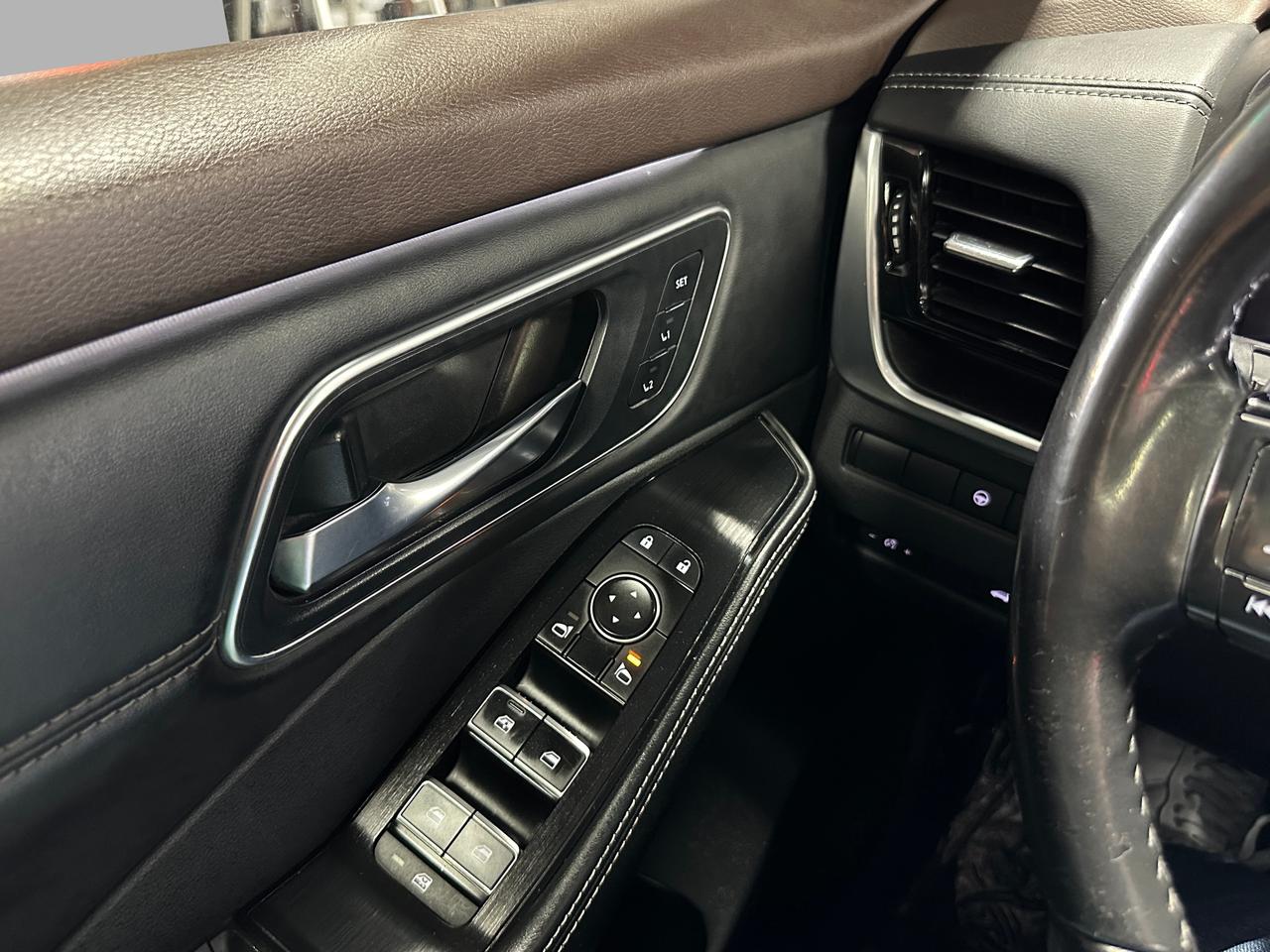 2021 Nissan Rogue PLATINUM | CLEAN CARFAX | LOW KMS | AWD | LEATHER Photo
