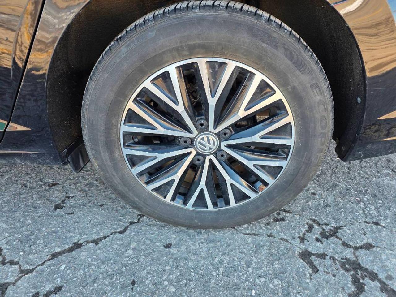2020 Volkswagen Jetta Highline ONLY 41K!! AUTO, LEATHER, SUNROOF, CLEAN! Photo9