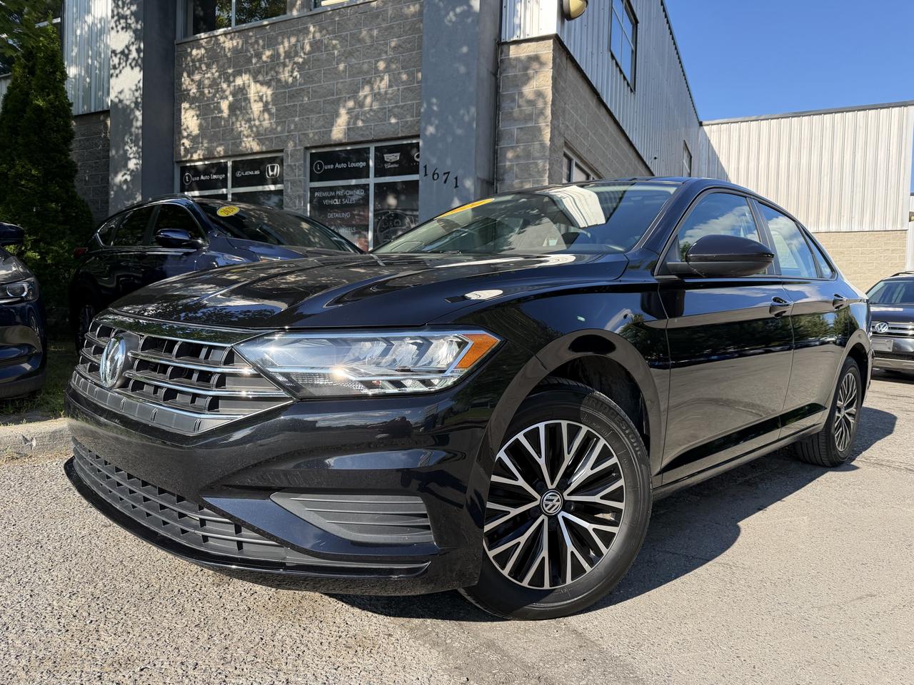 2020 Volkswagen Jetta Highline ONLY 41K!! AUTO, LEATHER, SUNROOF, CLEAN!