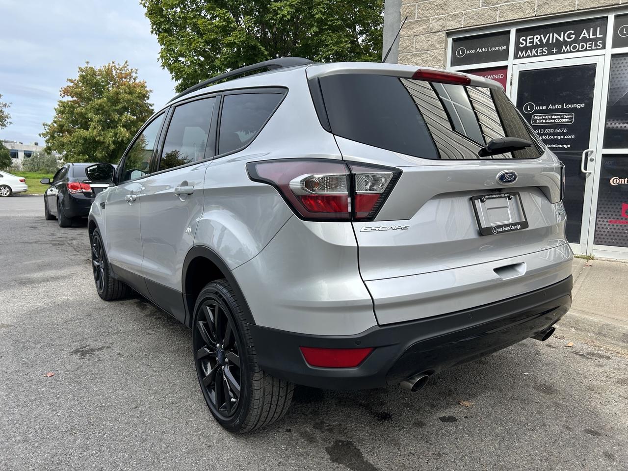 2017 Ford Escape SE - AWD, HEATED SEATS, POWER SEAT, BLACK WHEELS! - Photo #8