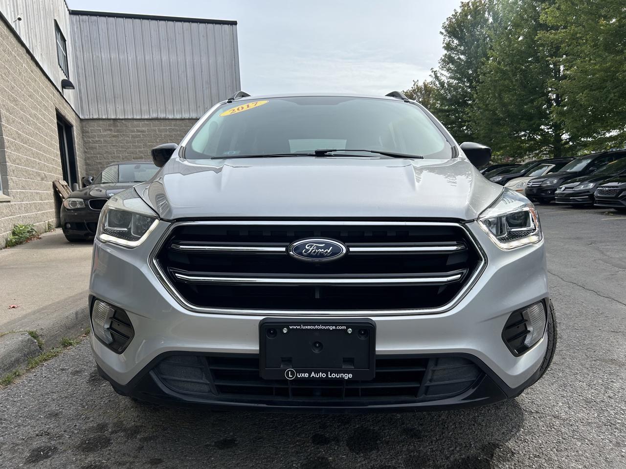 2017 Ford Escape SE - AWD, HEATED SEATS, POWER SEAT, BLACK WHEELS! - Photo #14