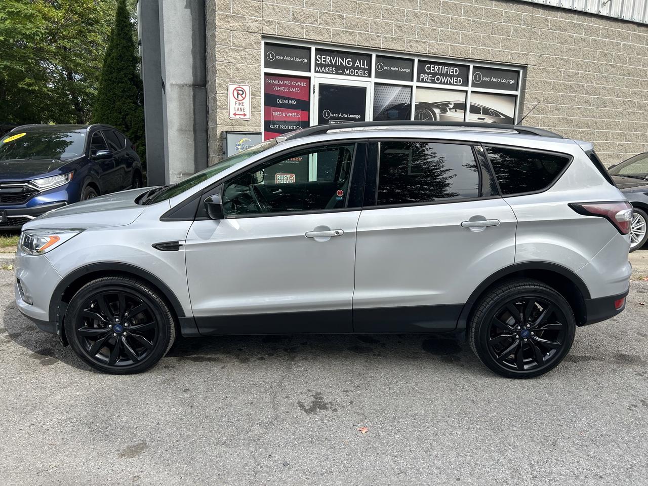 2017 Ford Escape SE - AWD, HEATED SEATS, POWER SEAT, BLACK WHEELS! Photo