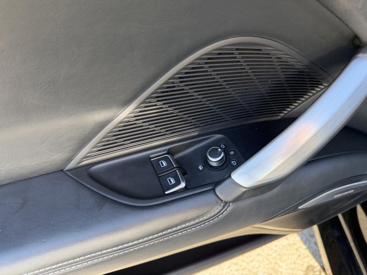 2016 Audi TT 2.0T - TECHNIK, B&O STEREO, LEATHER, HEATED SEATS! - Photo #18