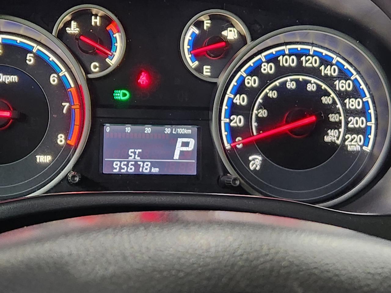 2011 Suzuki SX4 JX 1 OWNER NO ACCIDENT CLEAN KEYLESS Photo