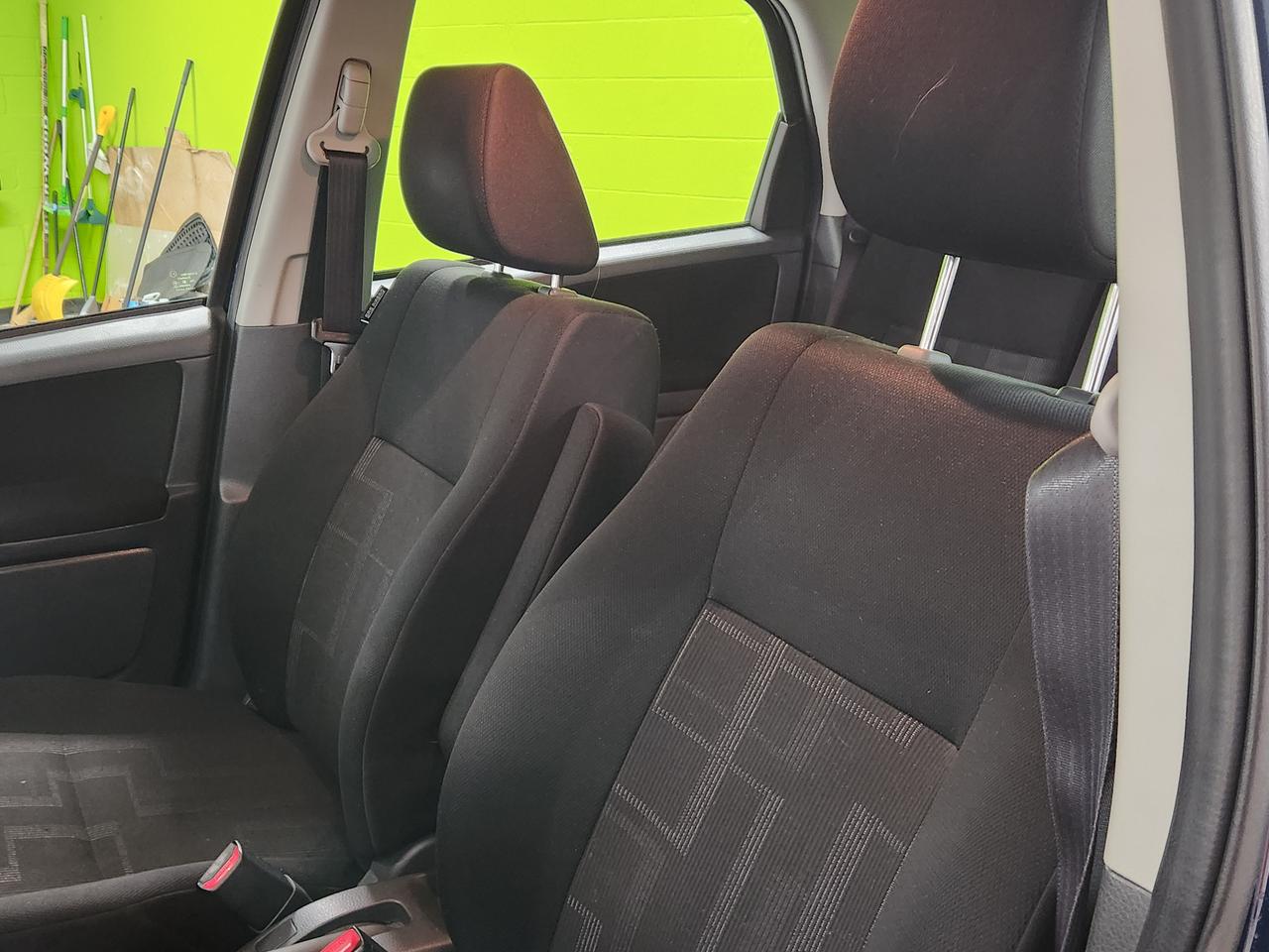 2011 Suzuki SX4 JX 1 OWNER NO ACCIDENT CLEAN KEYLESS Photo