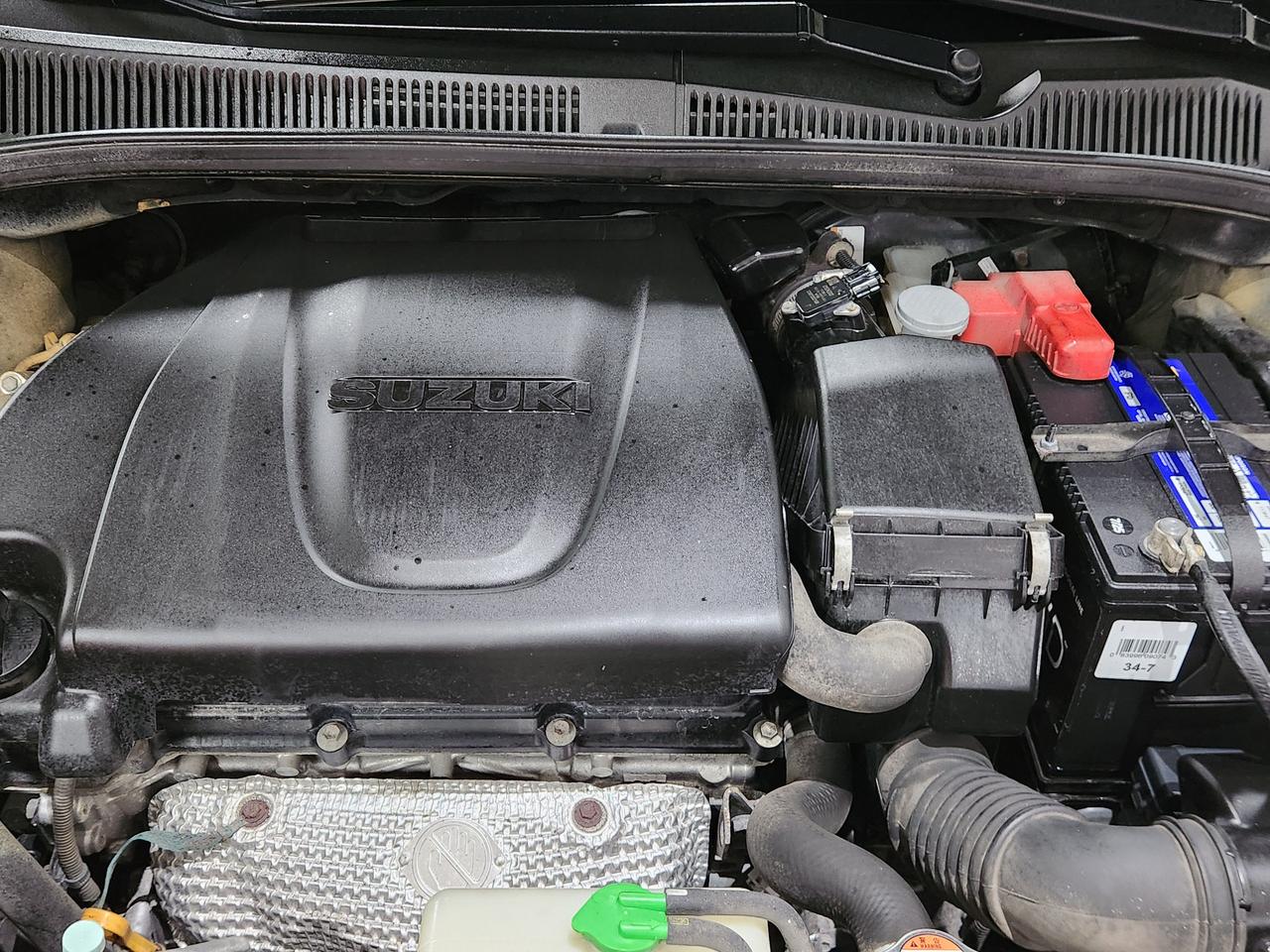 2011 Suzuki SX4 JX 1 OWNER NO ACCIDENT CLEAN KEYLESS Photo