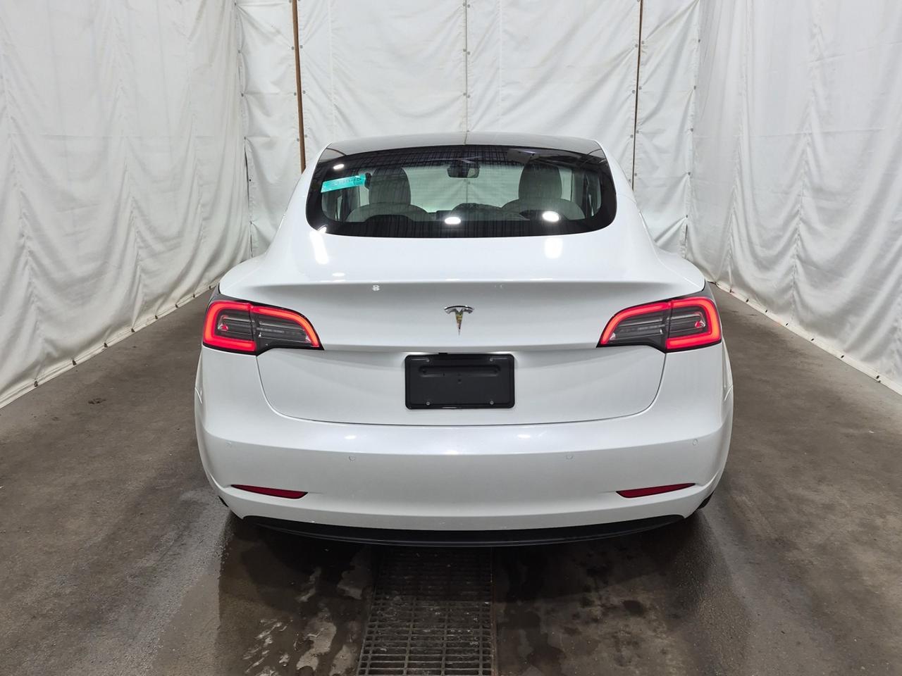 2020 Tesla Model 3 Standard Range Plus!!! ONLY 25K!!! WHITE LEATHER!! Photo27