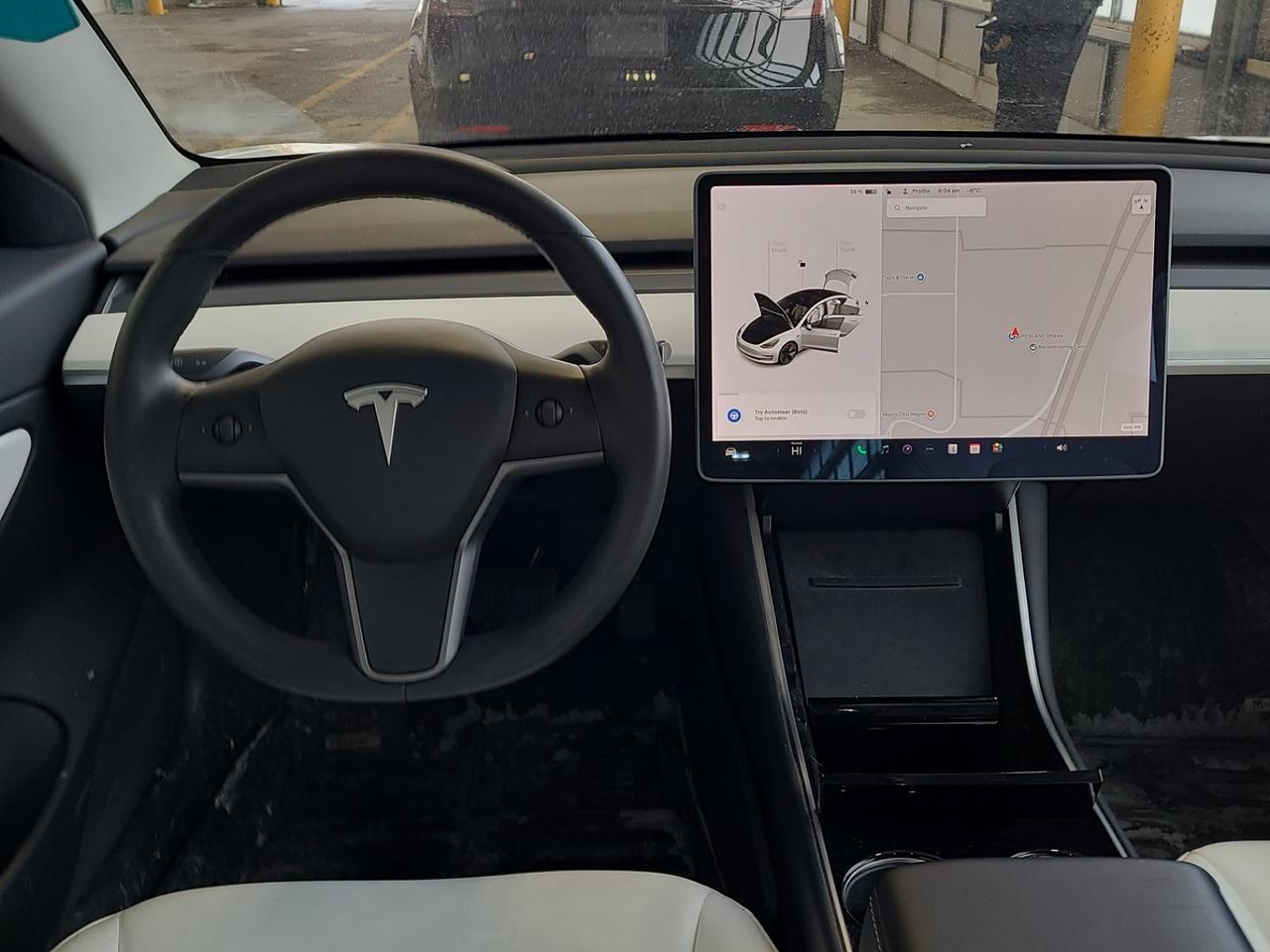 2020 Tesla Model 3 Standard Range Plus!!! ONLY 25K!!! WHITE LEATHER!! Photo36