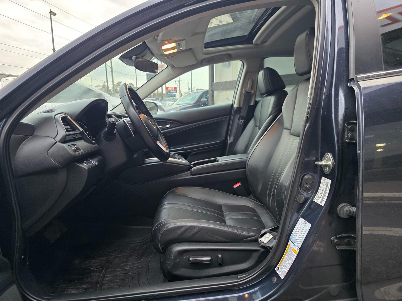 2019 Honda Insight Touring Fuel Efficient Hybrid | Accident Free | LOADED Photo