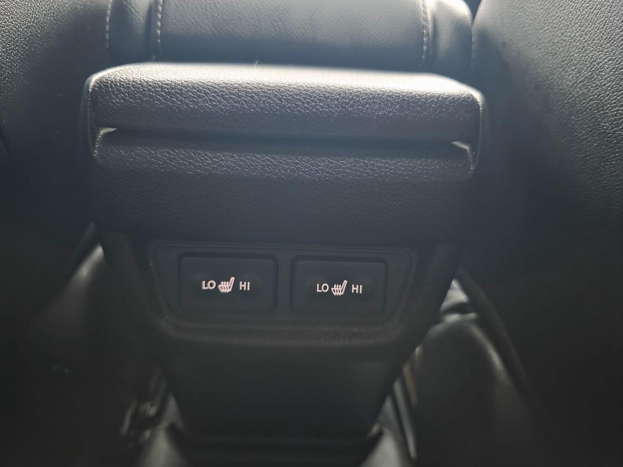 2019 Honda Insight Touring Fuel Efficient Hybrid | Accident Free | LOADED Photo