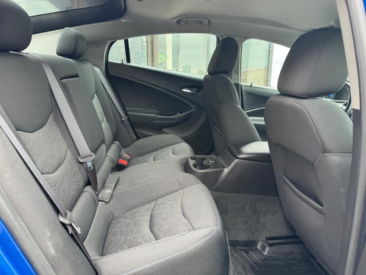 2017 Chevrolet Volt LT Plug-in Hybrid | Accident Free | LOW KMS Photo