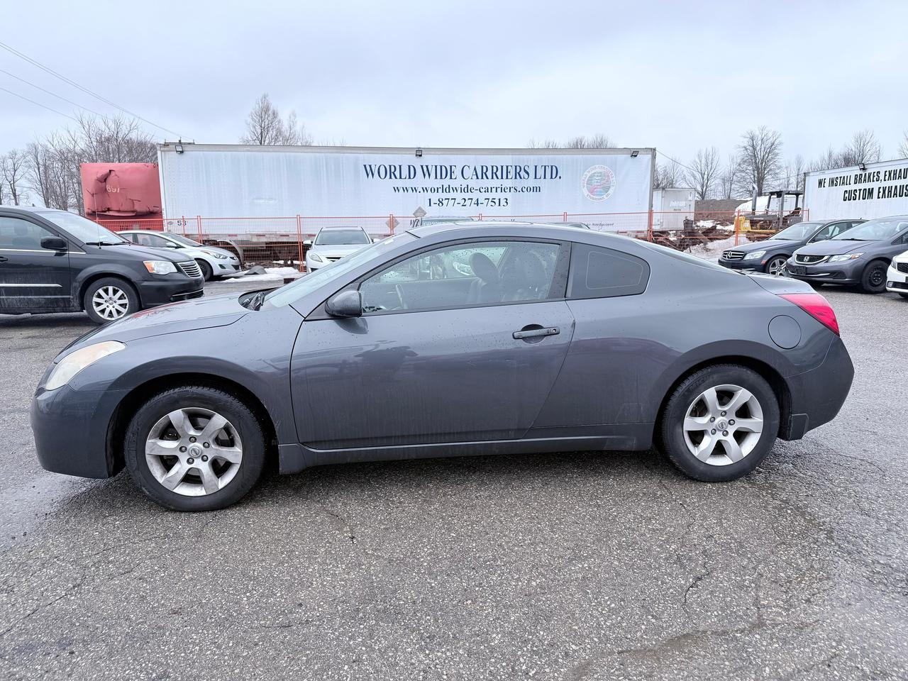 2008 Nissan Altima 2dr Cpe I4 CVT 2.5 S Photo