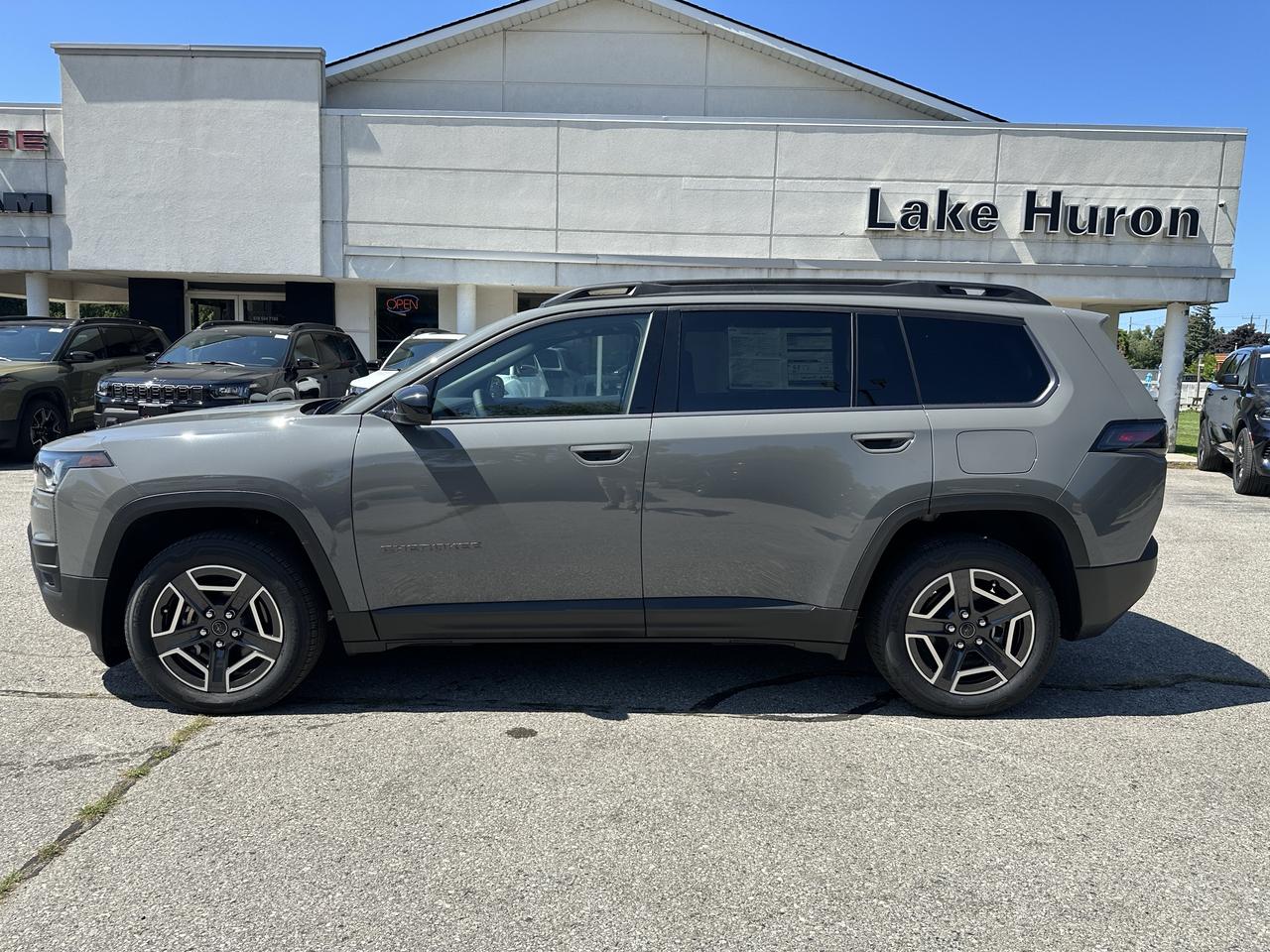 2026 Jeep Cherokee Limited Photo