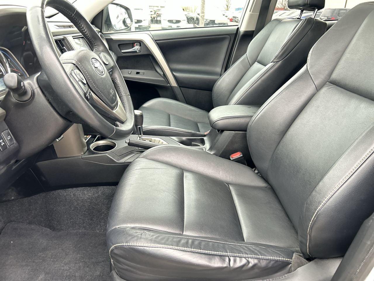 2014 Toyota RAV4 AWD Limited Clean Condition, Sunroof, Power Tailga Photo