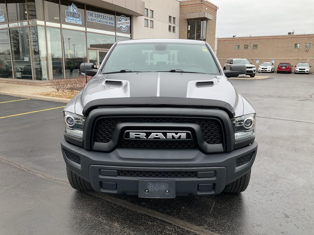 2023 RAM 1500 Classic V6 / 4X4 / HTD SEATS / REMOTE START Photo