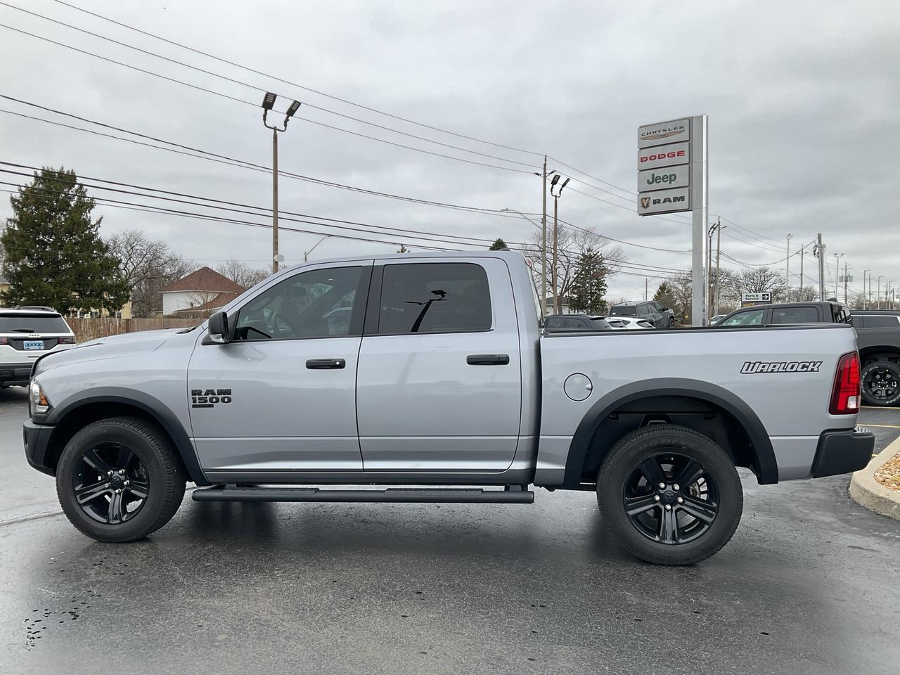 2023 RAM 1500 Classic V6 / 4X4 / HTD SEATS / REMOTE START Photo