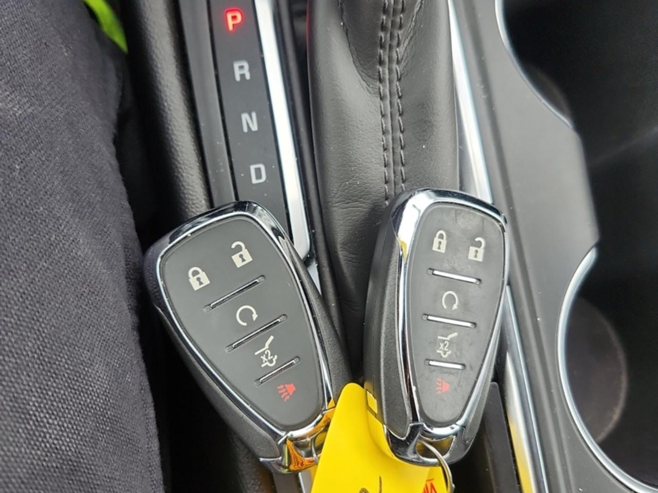 2019 Chevrolet Equinox LT  LT, CARPLAY, LOW KM, CLEAN CARFAX Photo