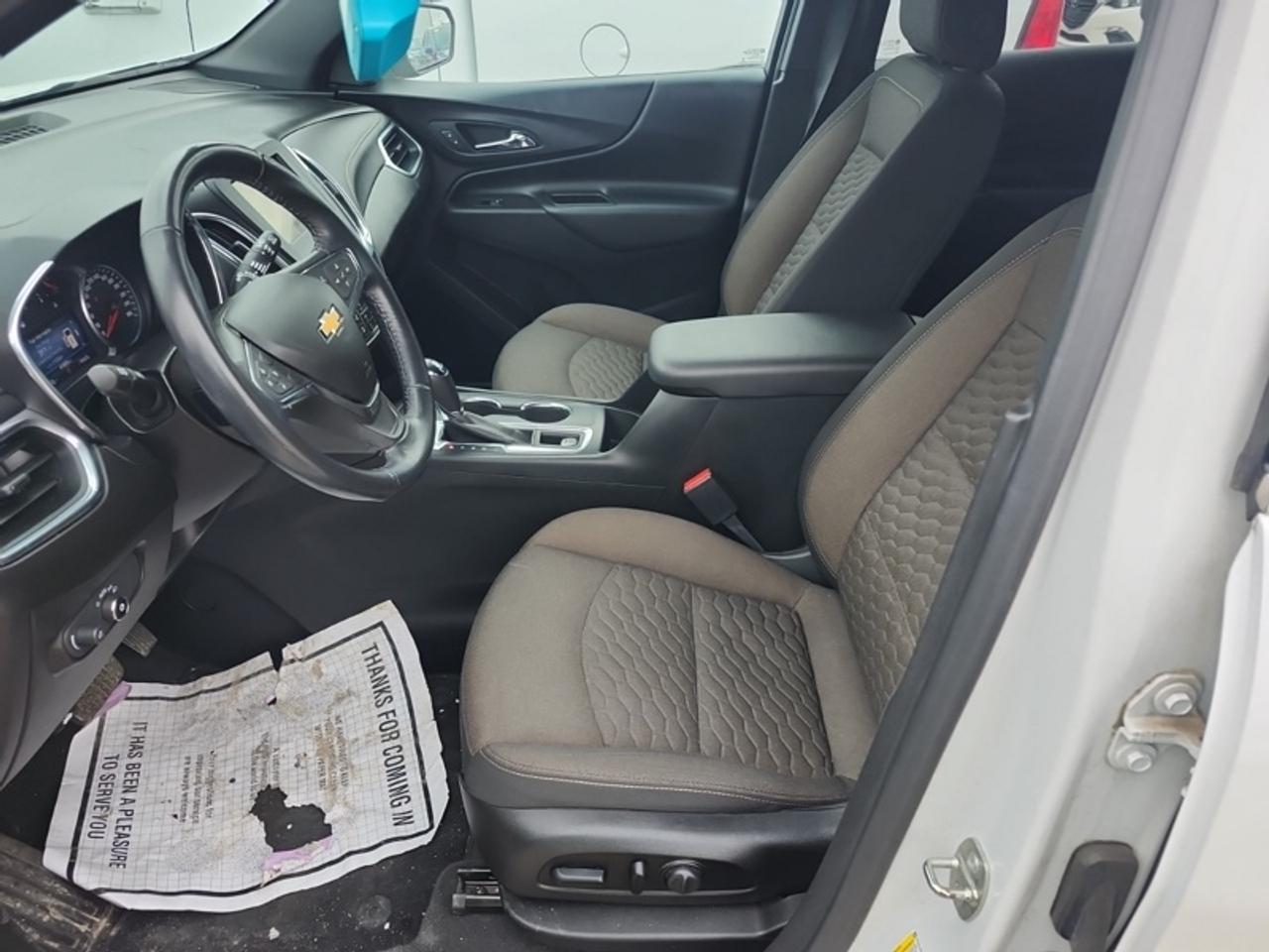 2019 Chevrolet Equinox LT  LT, CARPLAY, LOW KM, CLEAN CARFAX Photo