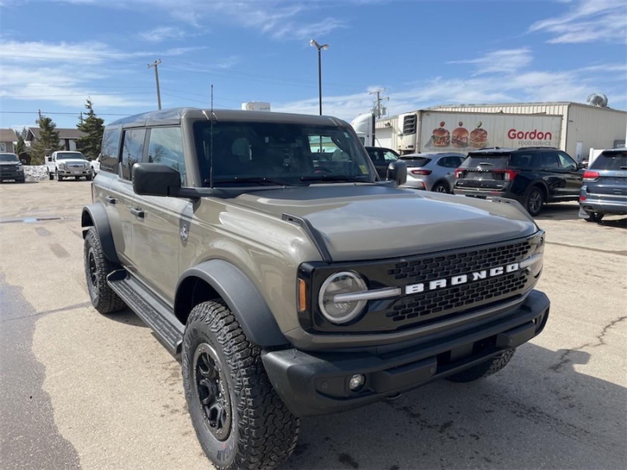 2026 Ford Bronco Outer Banks  - Premium Audio Photo2