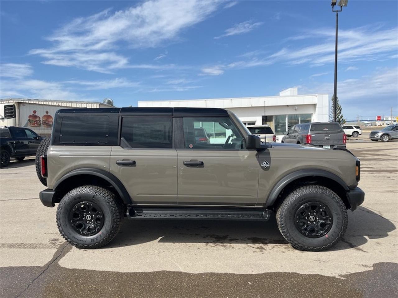 2026 Ford Bronco Outer Banks  - Premium Audio Photo