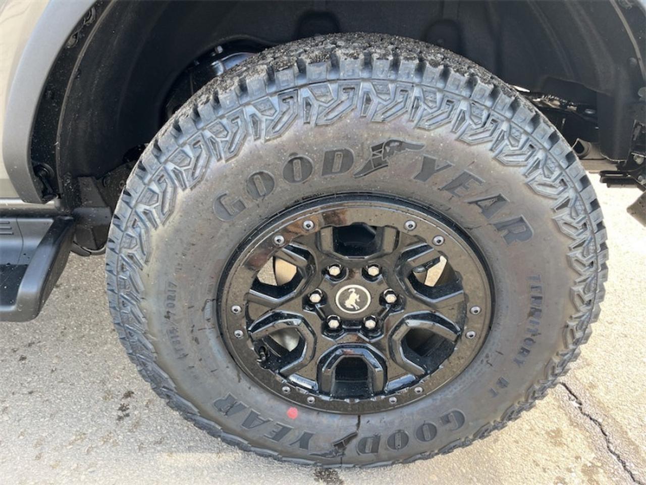 2026 Ford Bronco Outer Banks  - Premium Audio Photo5