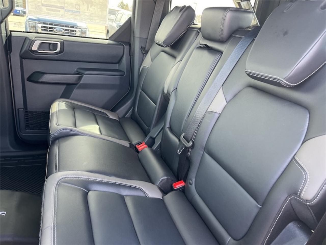 2026 Ford Bronco Outer Banks  - Premium Audio Photo5